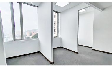 Vendo oficina sector Manila piso alto