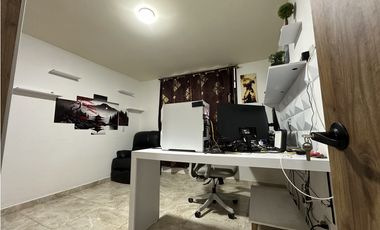 EN VENTA HERMOSA CASA VEHICULAR FUSAGASUGA 3 NIVELES