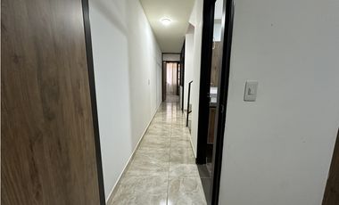 EN VENTA HERMOSA CASA VEHICULAR FUSAGASUGA 3 NIVELES