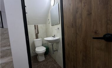 EN VENTA HERMOSA CASA VEHICULAR FUSAGASUGA 3 NIVELES