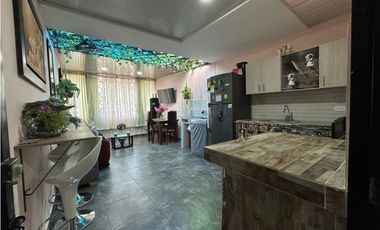 EN VENTA HERMOSA CASA VEHICULAR FUSAGASUGA 3 NIVELES