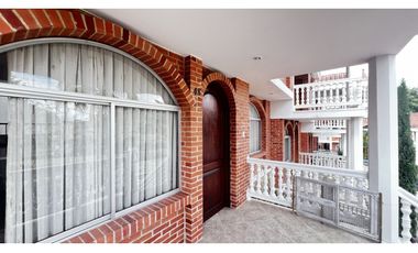 ARRIENDO CASA EN VILLETA