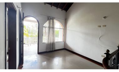 ARRIENDO CASA EN VILLETA