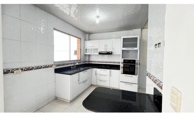 ARRIENDO CASA EN VILLETA