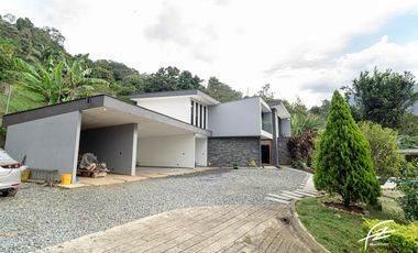 CASA EN VENTA EN COPACABANA,ANTIOQUIA