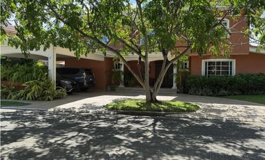 VENTA CASA COSTA DEL ESTE 690M2 AMOBLADA COSTA SERENA MLD