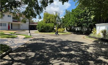 VENTA CASA COSTA DEL ESTE 690M2 AMOBLADA COSTA SERENA MLD