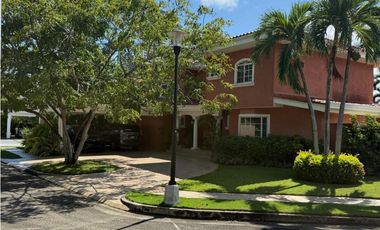 VENTA CASA COSTA DEL ESTE 690M2 AMOBLADA COSTA SERENA MLD