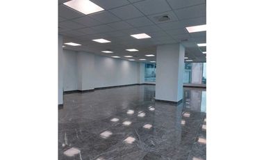 OFICINA EN MARBELLA EN  OCEAN BUSINESS 150M2 SIN DIVISIONES BANESCO