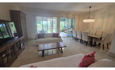 The Reserve, Planta baja