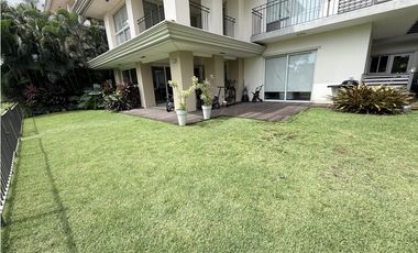 The Reserve, Planta baja