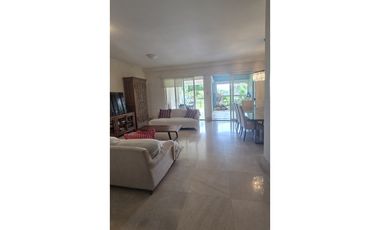 The Reserve, Planta baja