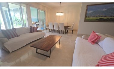 The Reserve, Planta baja