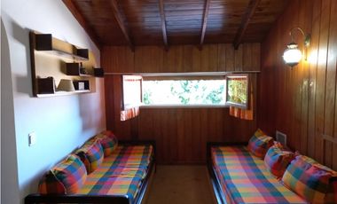 MOGOTES;  AMPLIO CHALET CON GRAN PARQUE