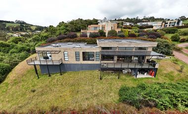 VENDO CASA CAMPESTRE 3 HAB 1 NIVEL VISTA DE LUJO YERBABONITA CHIA SOPO