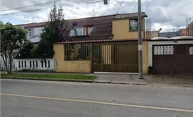 Casa en Venta en Villa Luz, Bogotá