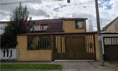 Casa en Venta en Villa Luz, Bogotá