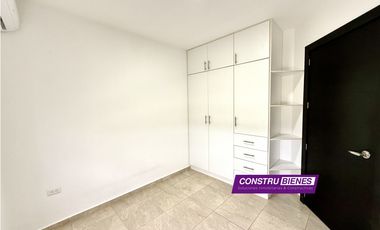 Casa moderna en renta sin muebles – Urbanización Barú, Manta