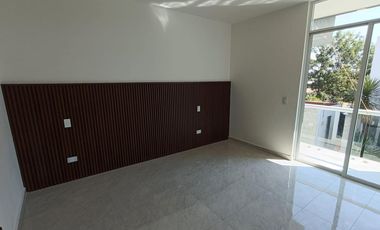Casa en Venta en Fraccionamiento El Suspiro a unos minutos de Plaza San Diego