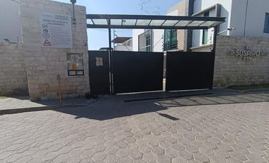 Casa en Venta en Fraccionamiento El Suspiro a unos minutos de Plaza San Diego