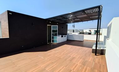 Casa en Venta en Fraccionamiento El Suspiro a unos minutos de Plaza San Diego