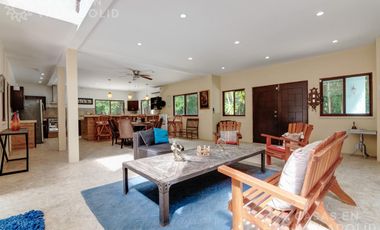 Preciosa casa en venta en Los Árboles Tulum