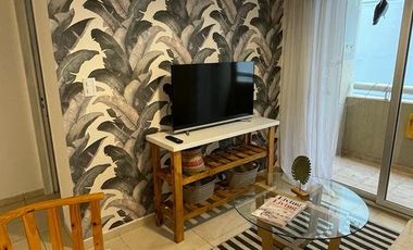 ¡Alquilo departamento amoblado y equipado a cinco cuadras de Plaza Roca!