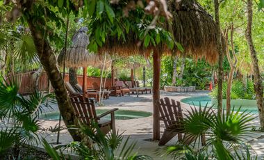 Casa en en venta en Akumal, 3 recámaras en residencial privada, jacuzzi y alberca privada.