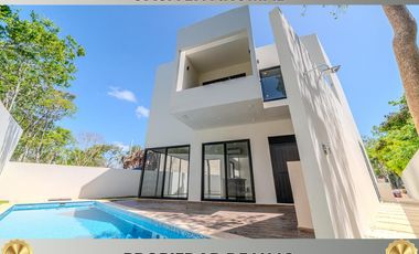 Casa en en venta en Akumal, 3 recámaras en residencial privada, jacuzzi y alberca privada.