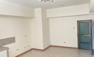 Suite en Alquiler, Edificio El Forum, Centro de Guayaquil  KarR