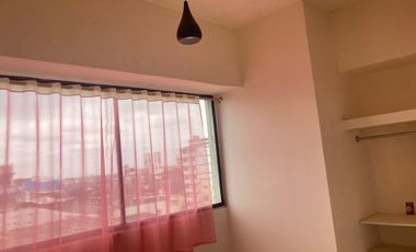 Suite en Alquiler, Edificio El Forum, Centro de Guayaquil  KarR