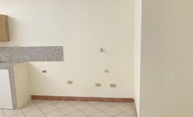 Suite en Alquiler, Edificio El Forum, Centro de Guayaquil  KarR