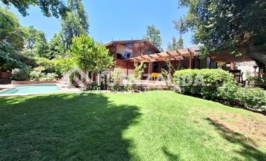 Casa en Arriendo en Camino El Alba