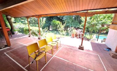 Casa en Arriendo en Camino El Alba