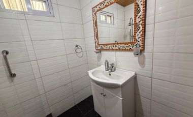 VENTA CASA CON PILETA