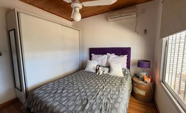 VENTA CASA CON PILETA