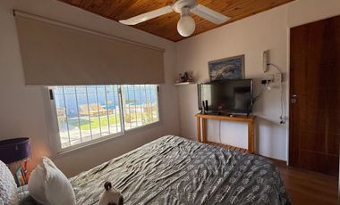 VENTA CASA CON PILETA