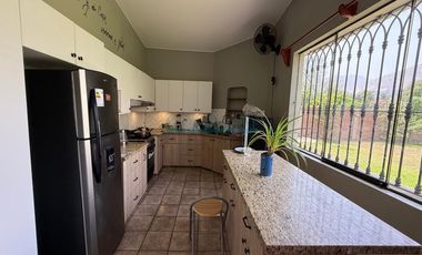 Casas Venta AV. Nueva Toledo - CIENEGUILLA