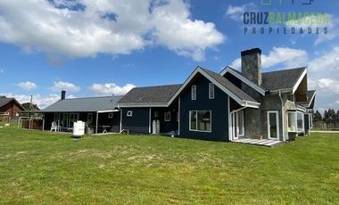 Casa en Arriendo en Amplia casa en condominio Graneros de Puerto Varas