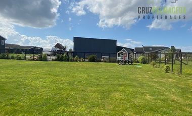 Casa en Arriendo en Amplia casa en condominio Graneros de Puerto Varas