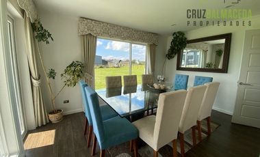 Casa en Arriendo en Amplia casa en condominio Graneros de Puerto Varas