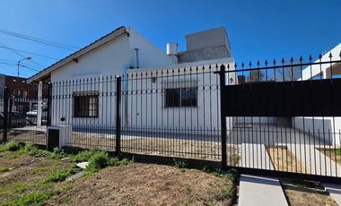 CASA DE 3 AMB EN VENTA EN EL TALAR DE PACHECO
