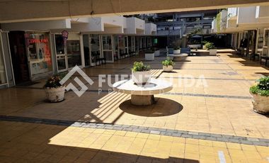 Local Comercial en Venta en Prov idencia / Metro Tobalaba