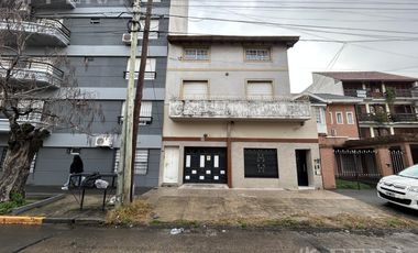 Venta PH 4 ambientes con balcón en Wilde