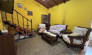 Venta PH 4 ambientes con balcón en Wilde