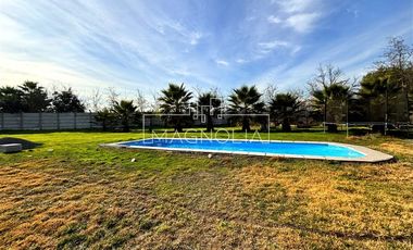 Casa en Arriendo en Santa Luisa de Chicureo