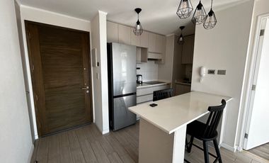 Departamento en arriendo c/ estacionamiento en Brisas del Sol