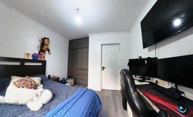 Casa en venta c/ estacionamiento en Lo Cañas - Alto Macul