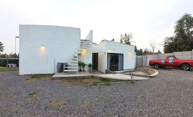 Casa en venta c/ estacionamiento en Lo Cañas - Alto Macul