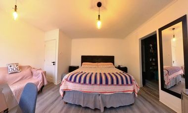 Casa en venta c/ estacionamiento en Lo Cañas - Alto Macul